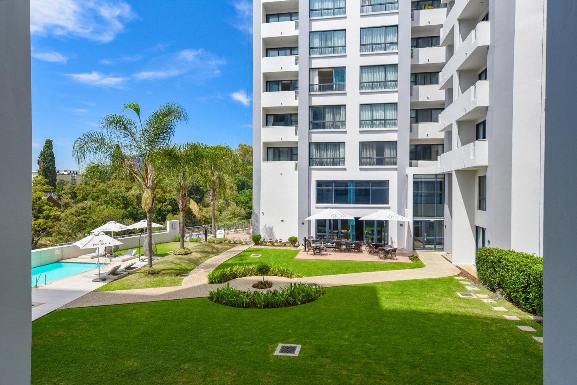 The Regency Apartments พริทอเรีย ภายนอก รูปภาพ